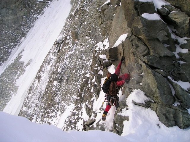 escalando rocas